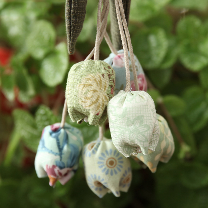 Bordado hecho a mano DIY creativo colgante adulto principiante patchwork bordado bolsa de regalo de coche bordado colgante