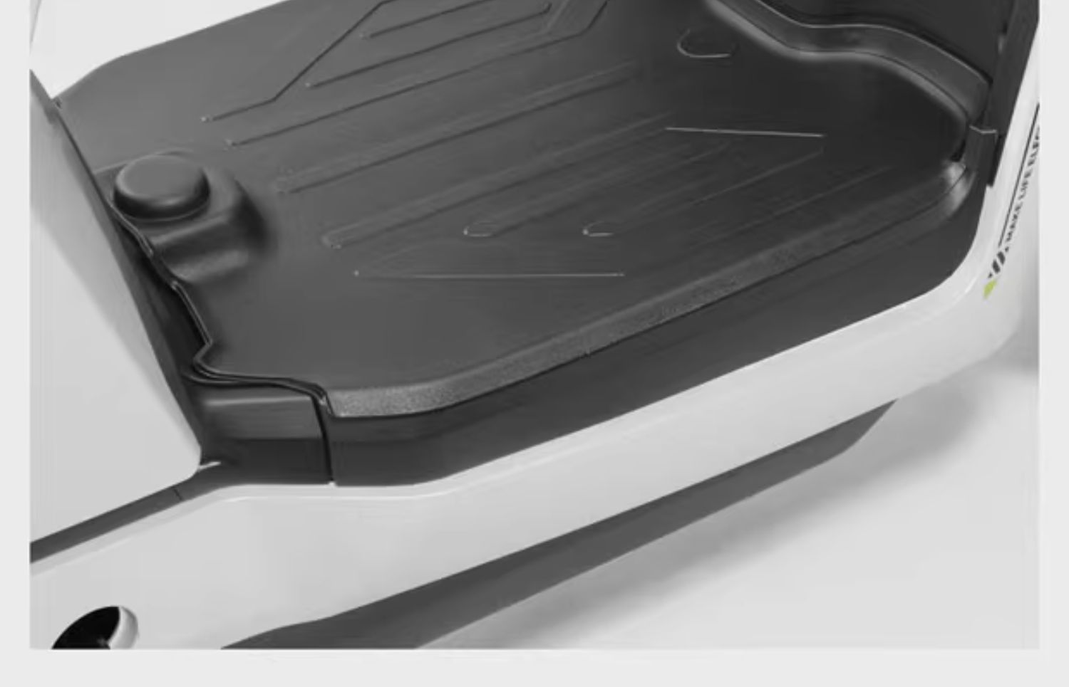Special calf F100/F200/F4/F400T electric car mat waterproof non-slip pedal rubber mat accessories