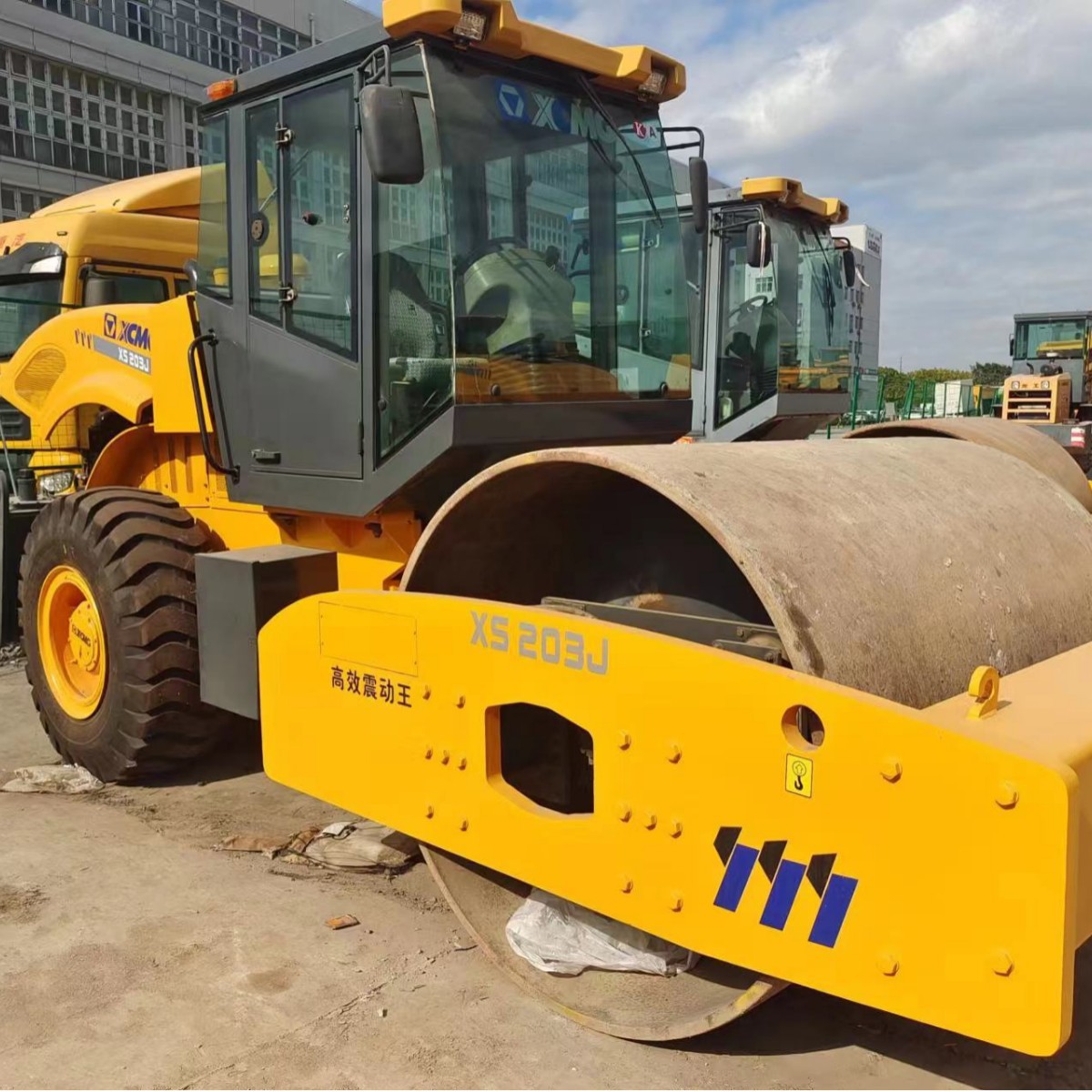 XCMG XS223JE (22T) 26T Huzhou rodillo de acero usado 22 toneladas rodillo de carretera XS202J XS225