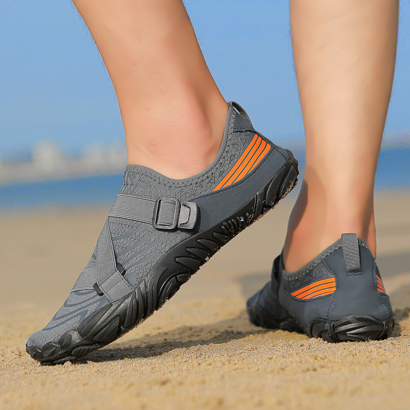 Nuevos zapatos de retroceso al aire libre, zapatos de playa transpirables, zapatos de natación de snorkel antideslizante, zapatos de montaña para hombres y mujeres