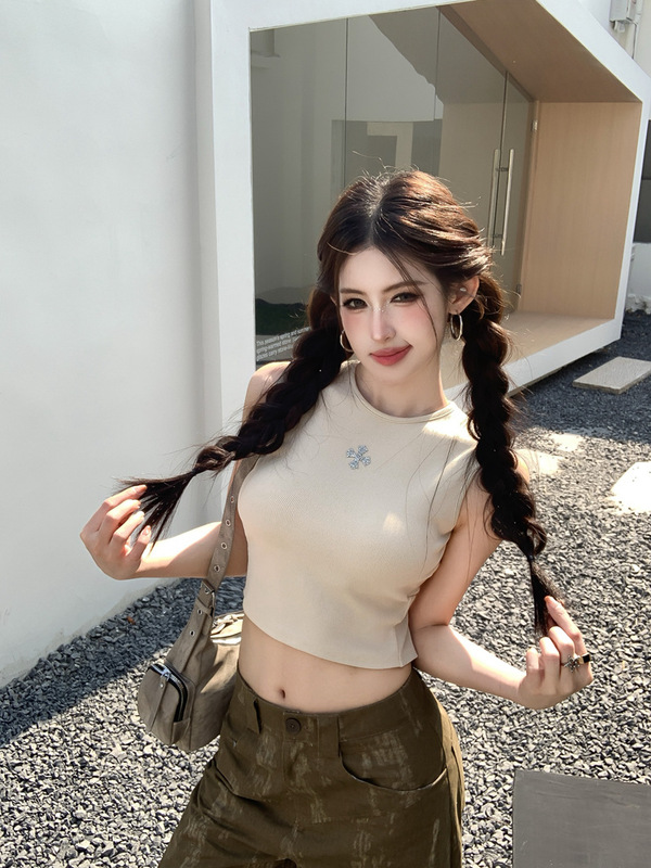 2026 Summer Hot Girl Sleeveless Tie-Up Backless Cross Rhinestone Padded Round Neck Slim Fit Short Top