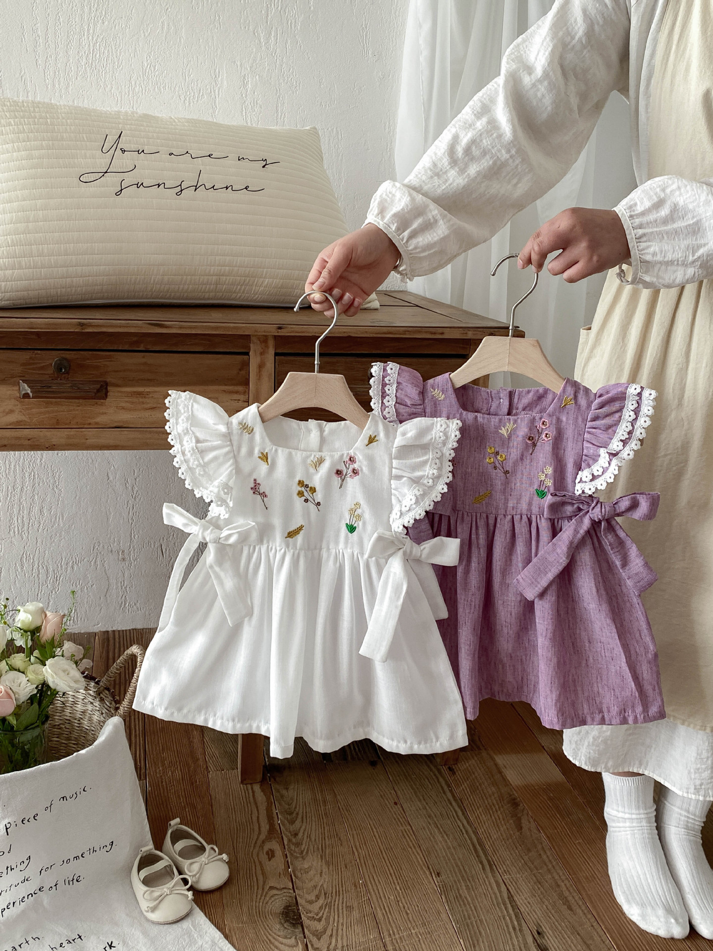 Summer children's dress, cute thin breathable small princess costume, flowered