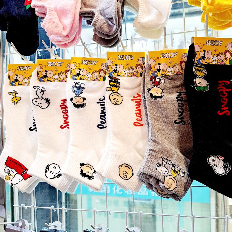 South Korea Dongdaemun socks female 2023 spring cartoon Three-dimensional cute dog socks