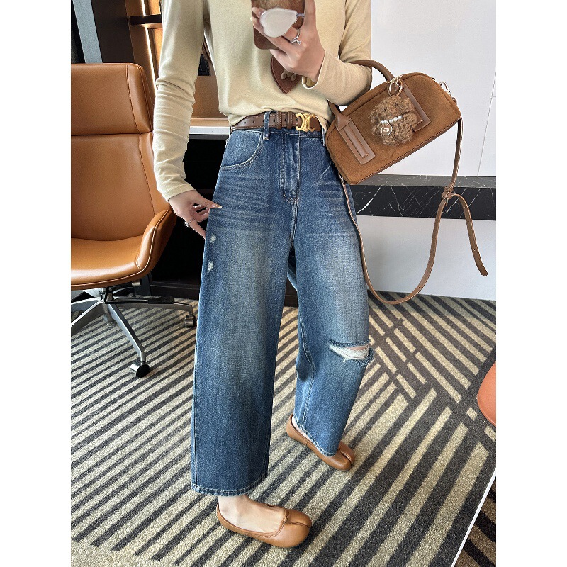 Straight-Leg Magic! Ripped Design Cropped Straight-Leg Jeans for Women, 2026 New Vintage Versatile Pants for Petite Figures