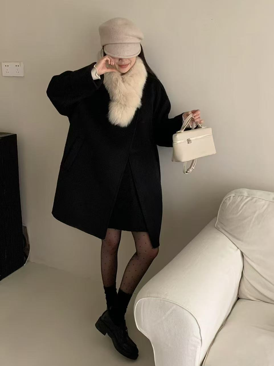 검은색