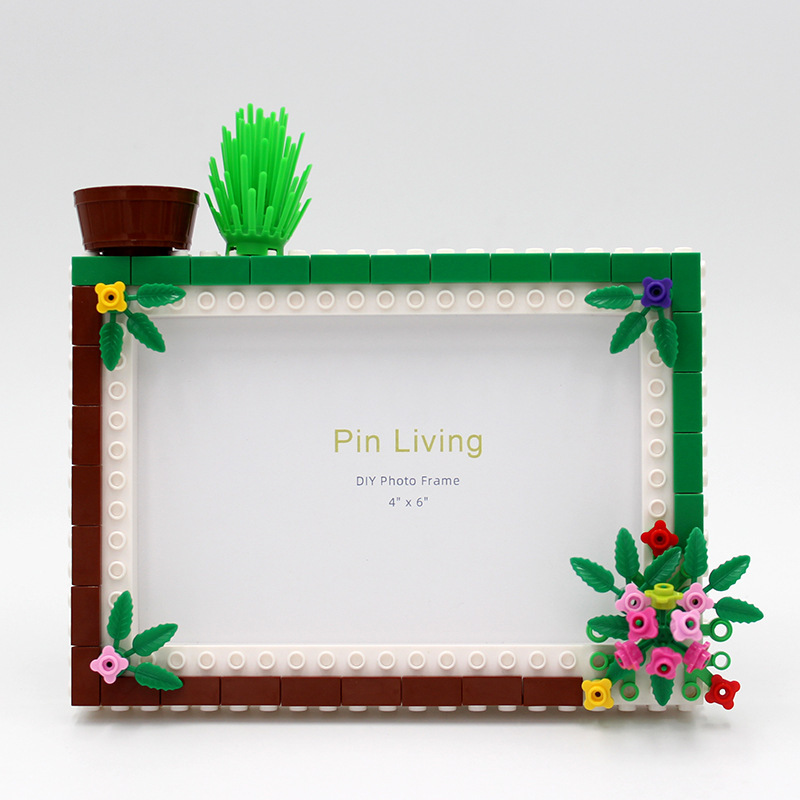 DIY Children's Assembled Building Blocks Photo Frame Platform Compatible with Lego Early Education Handmade Simple Creative Gifts DIY Children's Assembled Building Blocks Photo Frame Platform Compatible with Lego Early Education Handmade Simple Creative Gifts