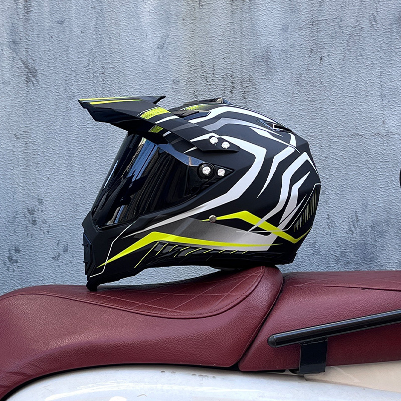 Casco de campo traviesa Casco de carreras de motos Casco de carretera Casco de doble propósito para hombres y mujeres Casco de tracción de cuatro estaciones Casco completo Orz