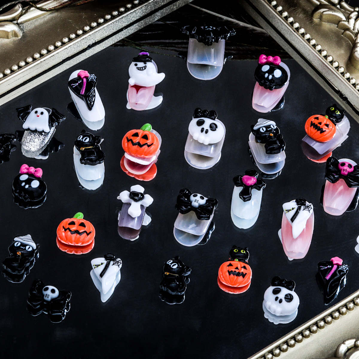Cartoon nail decoration