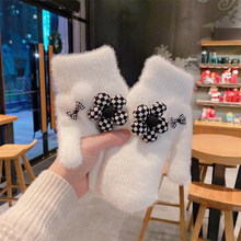 ���ɫ�������Ƹ�ᘿ�ë���ӽq�Ӻ�ɫϵС����ָ���׶����؂�