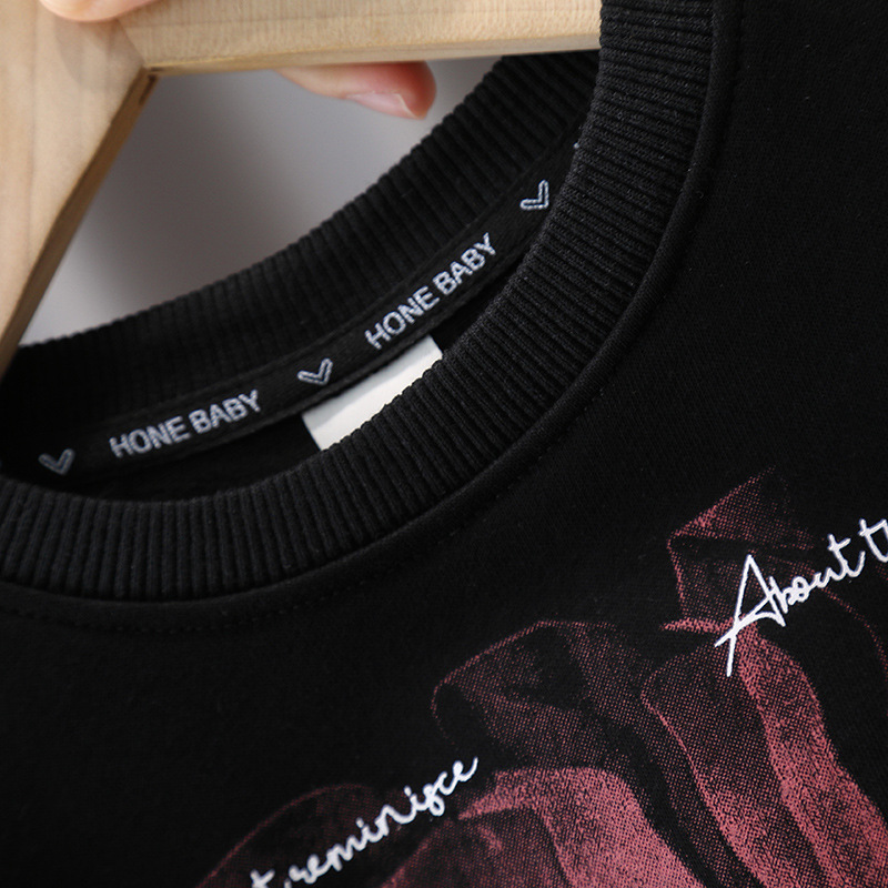 7839 Traje deportivo para niños Primavera y otoño 2025 Nuevo estilo hermoso suéter estampado para niños Primavera Red de dos piezas