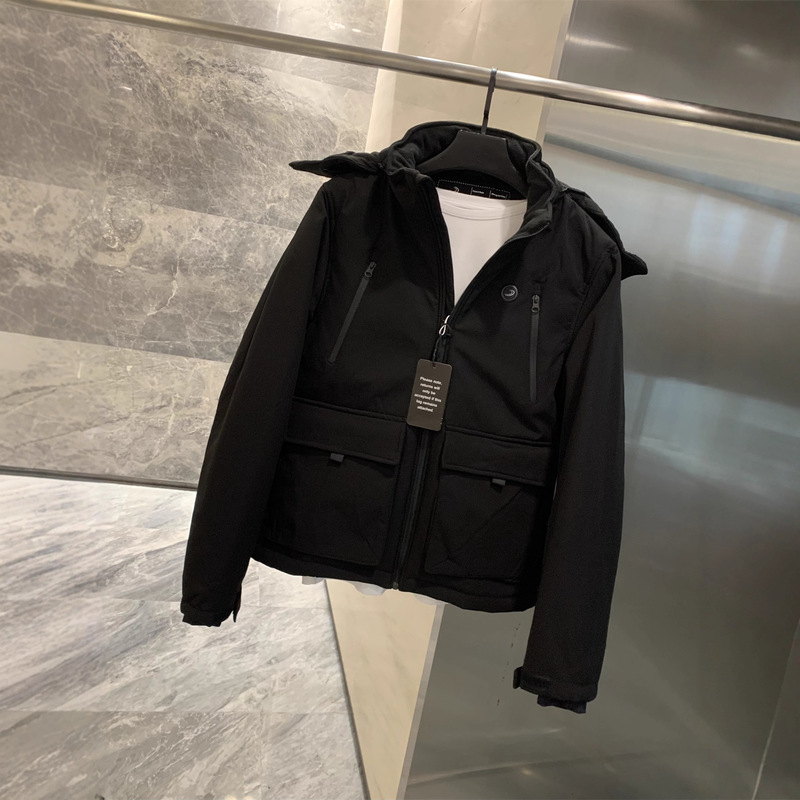 Winter Men's Thick Hooded Cotton Jacket with Large Pockets, Practical Warm Coat, Thickened and Filled for Cold Resistance, Direct from the Manufacturer