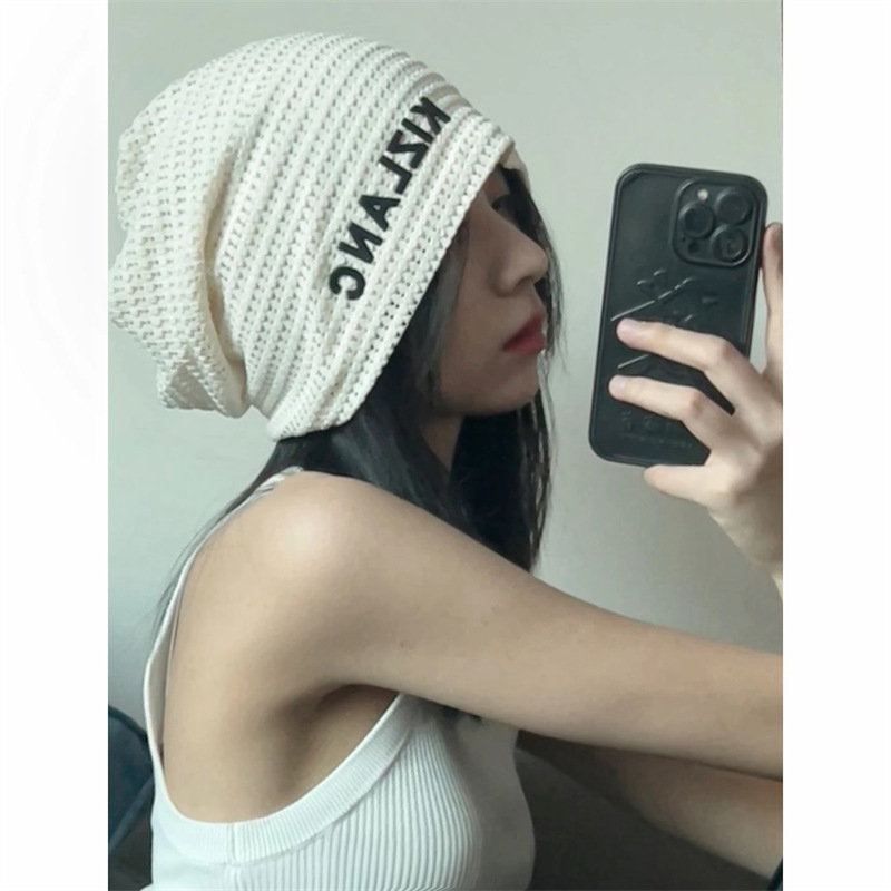 El verano puede llevar sombrero frío, sombrero de pila, bolsa de punto, pañuelo de cabeza grande, cara de letras pequeñas, sombrero de invierno