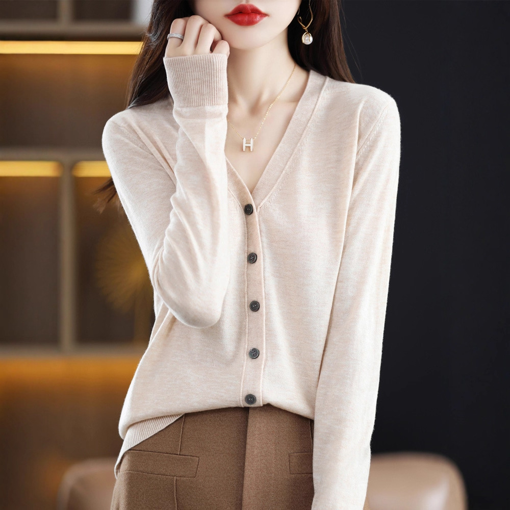 V字领羊毛衫女春秋薄款羊毛针织衫外套韩版修身百搭时尚开衫毛衣
