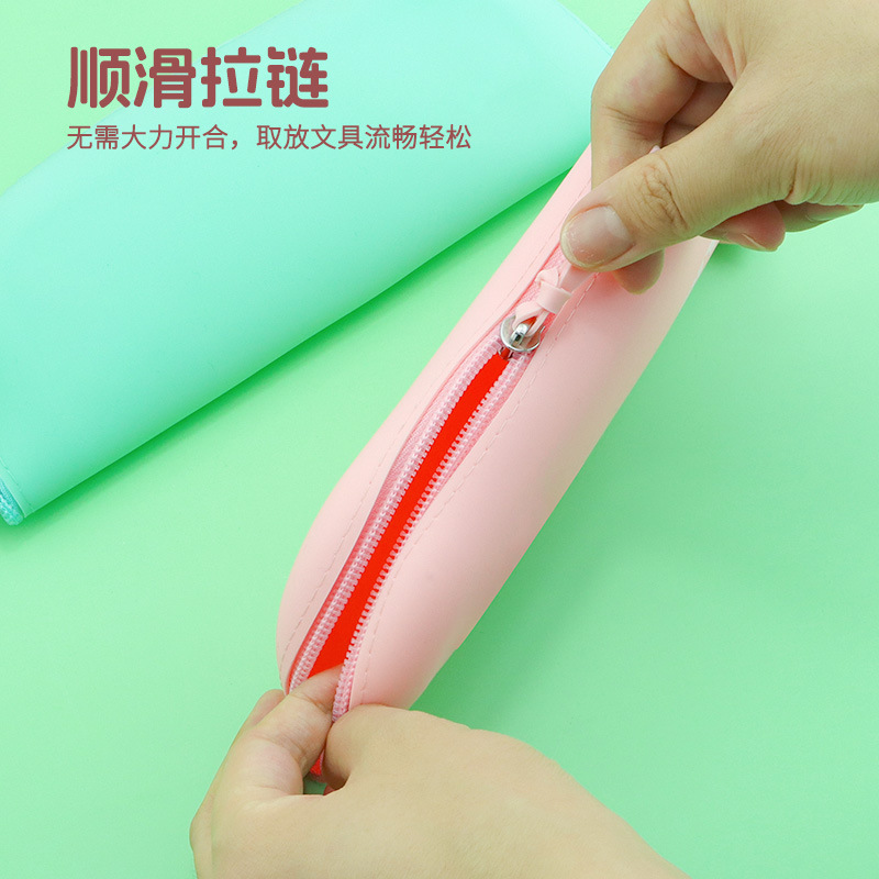 Versión coreana del simple estuche para lápices de silicona, curvo, completamente abierto, estuche para lápices de gran capacidad, bolsa de papelería portátil para estudiantes, logotipo impreso