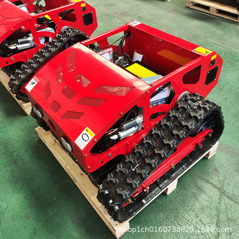 小型四驱履带式遥控割草机坡地果园全自动适用遥控割草机