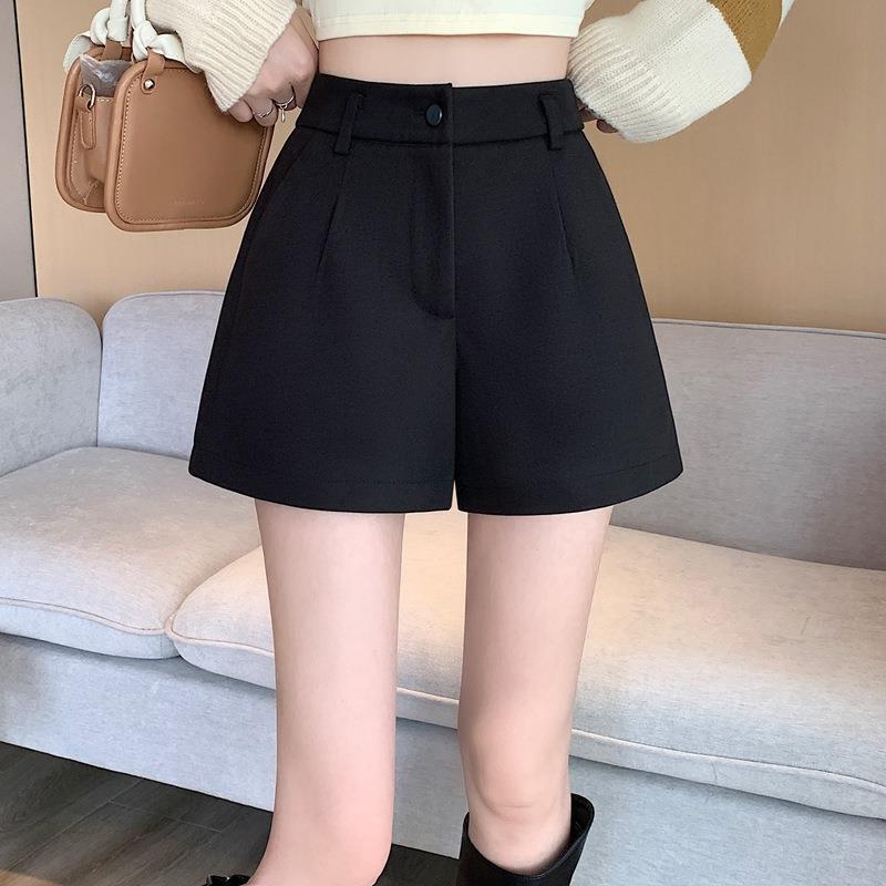Woolen Shorts for Women, Autumn and Winter 2024 New Popular A-Line Casual Outerwear, Black Versatile High-Waisted Boot Shorts Woolen Shorts for Women, Autumn and Winter 2024 New Popular A-Line Casual Outerwear, Black Versatile High-Waisted Boot Shorts