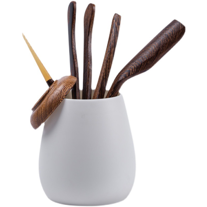 Ganador de ganancia de seda de cabra de jade de porcelana blanca de madera sólida ceremonia del té seis caballeros conjunto de cerámica multifuncional accesorios de vasija de barril
