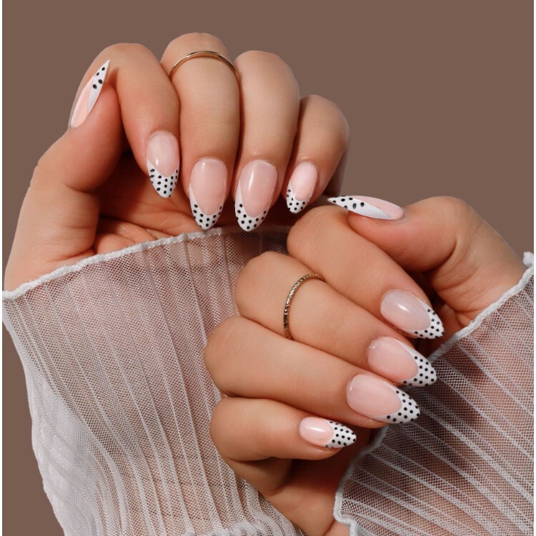 French-style polka dot press-on nails, pointed nails, medium-long almond-shaped nails, simple black and white polka dots, nude color, gentle style, detachable nail pieces French-style polka dot press-on nails, pointed nails, medium-long almond-shaped nails, simple black and white polka dots, nude color, gentle style, detachable nail pieces
