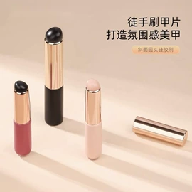 化妆刷、刷包;指甲刷;牙刷