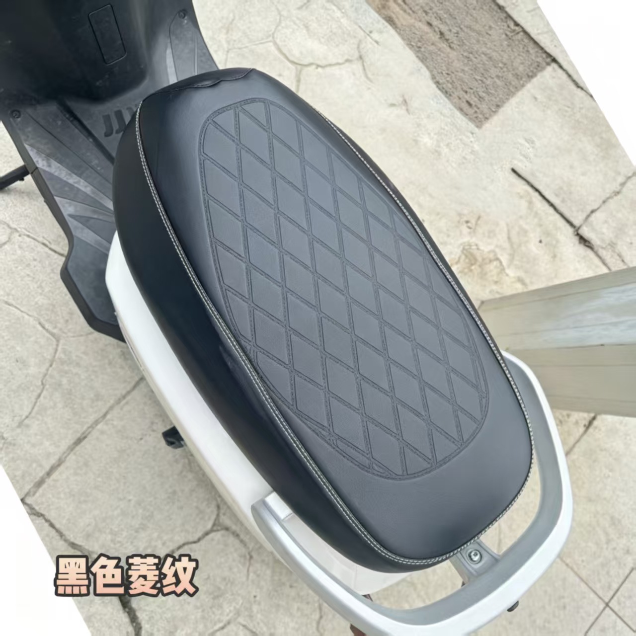 cubierta de asiento de motocicleta de automóvil eléctrico cubierta de cojín impermeable de cuero cubierta de cojín de pedal resistente al quemado aislamiento de acero doble aguja línea de presión