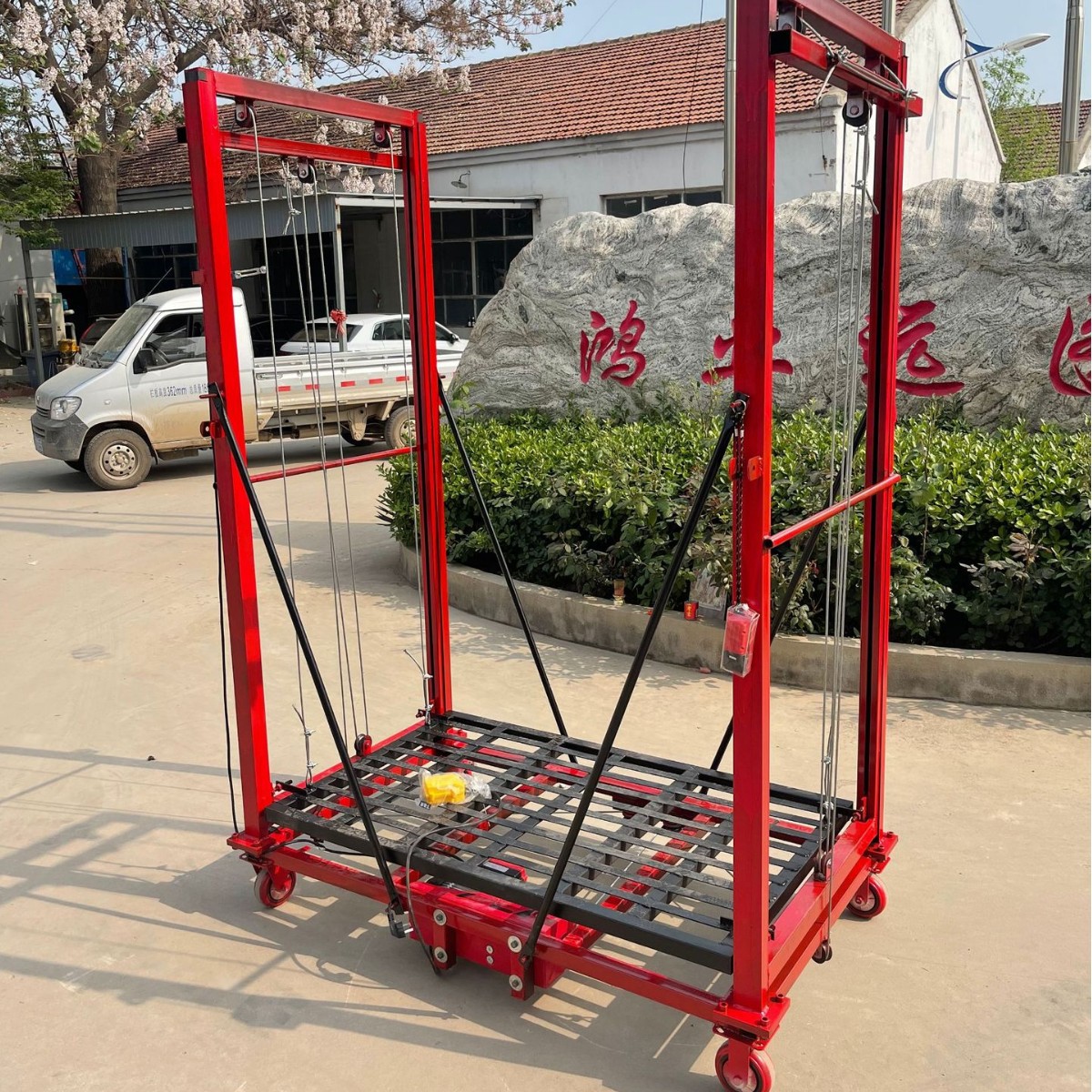 电动脚手架便携式多功能移动遥控电动升降脚手架室内装修升降台