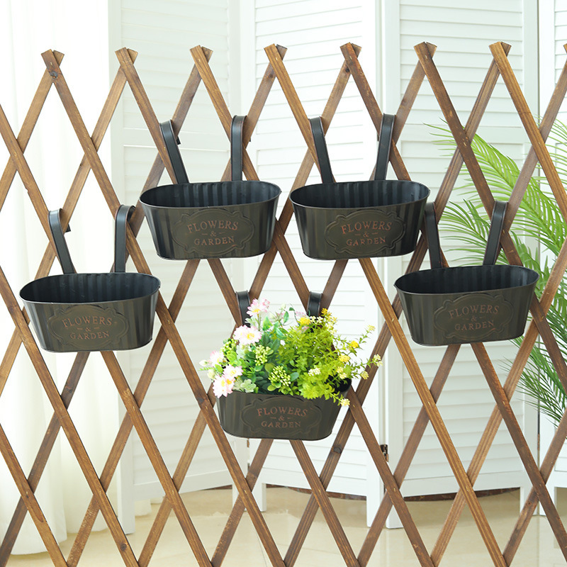 Black American Style Oval Iron Wall Hanging Flower Pot Wall Hanging Decorative Iron Flower Pot Detachable Hook Flower Basket Hanging Basket Black American Style Oval Iron Wall Hanging Flower Pot Wall Hanging Decorative Iron Flower Pot Detachable Hook Flower Basket Hanging Basket