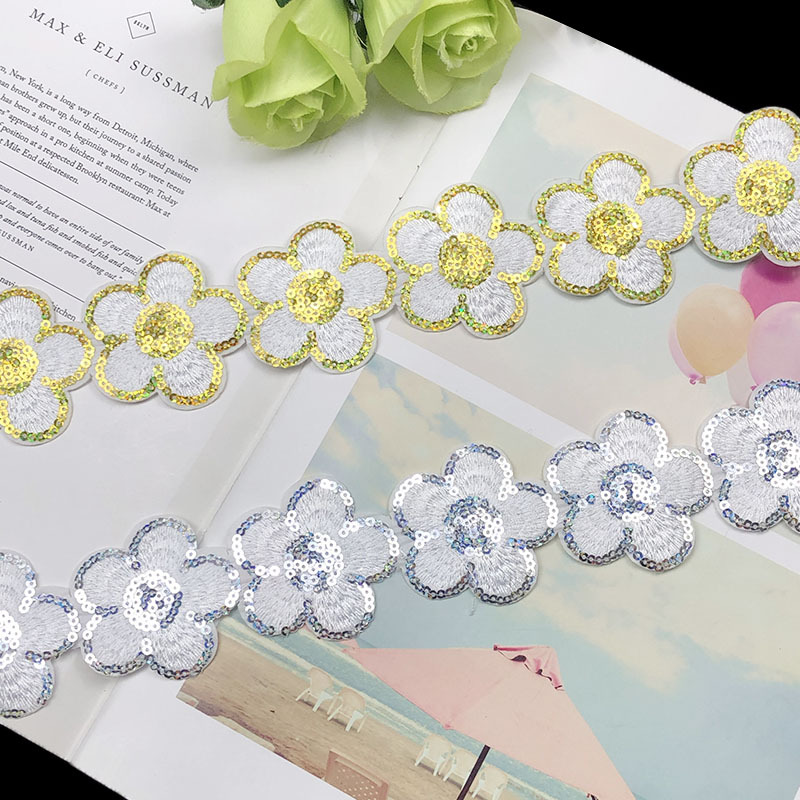 现货直销新款民族花朵背胶刺绣花边diy服装辅料家居配饰破洞布贴
