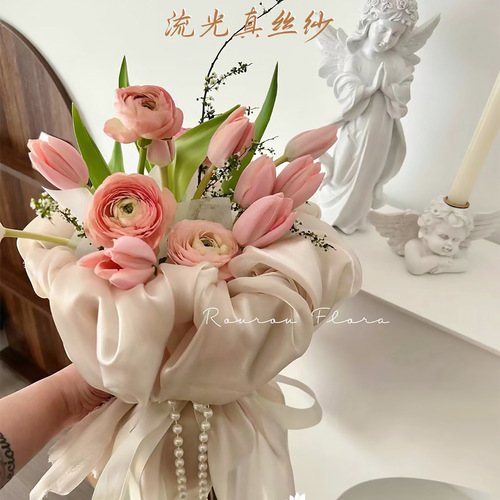 520 new Chinese Valentine's Day silk streamer yarn flower shop flowers small fragrance bouquet packaging material wrapped flower cloth