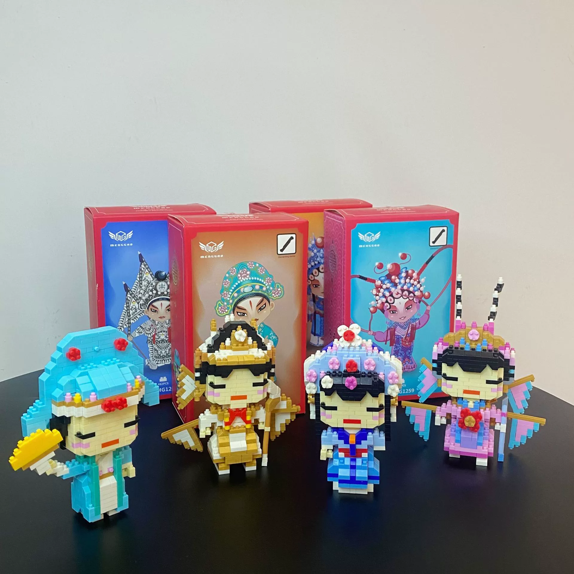 Конструктор Lego, умная игрушка, мелкие детали