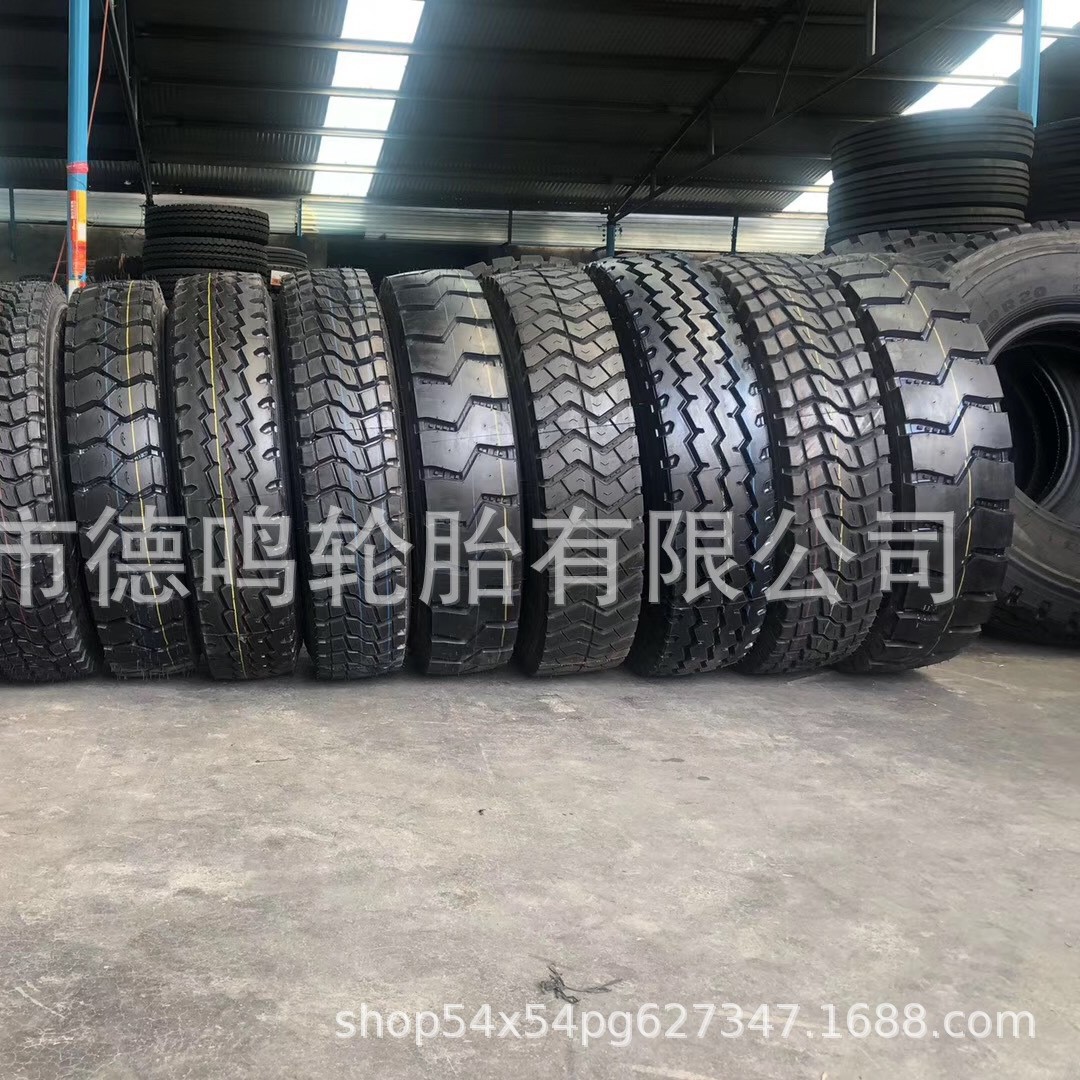 Neumático completamente de acero 825/900/1000/1100/1200R20 del camión