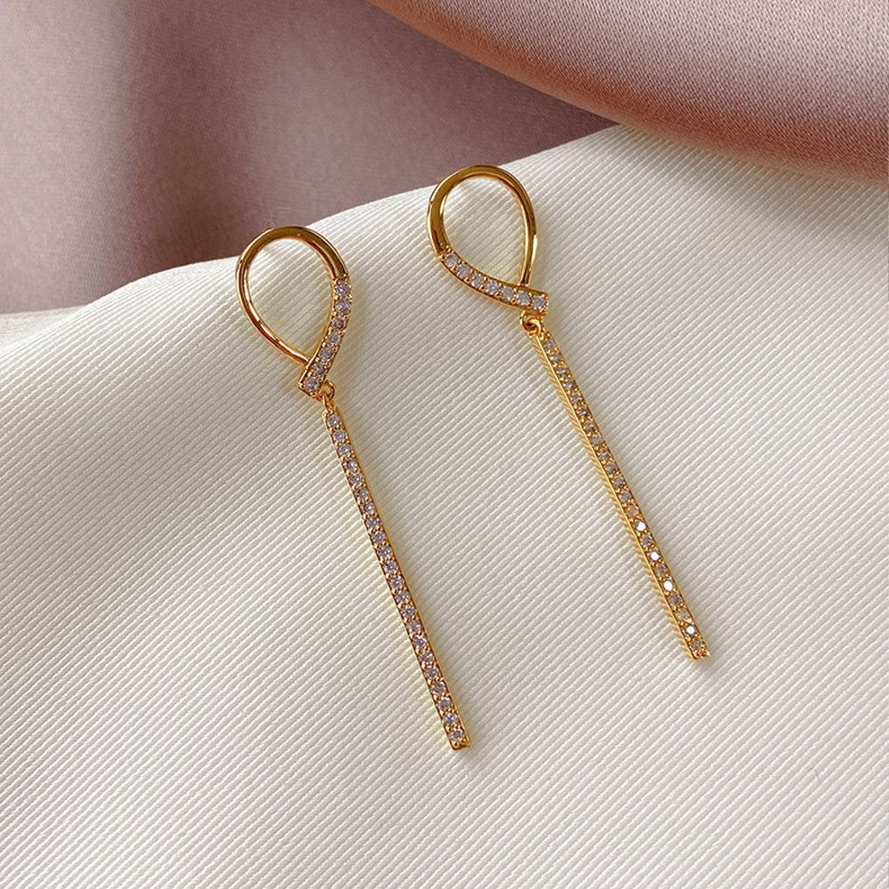 Geometric earrings, 38