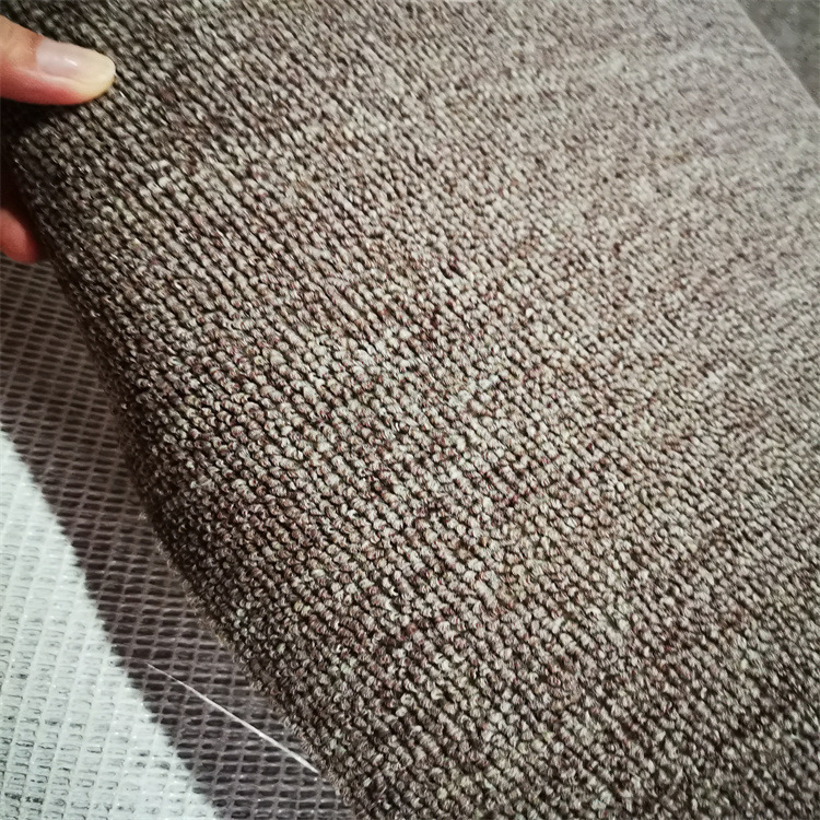 カーペットの大面積はオフィス全体の商用部屋の寝室の灰色の家庭用廊下のマットが裁断できる|undefined