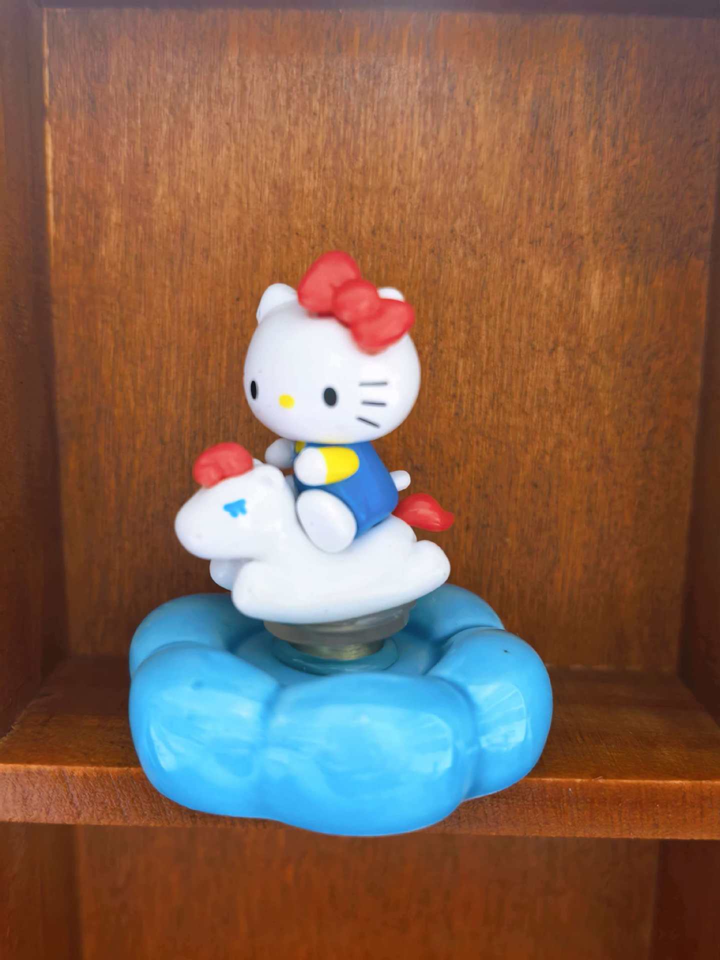 Jingdezhen Ceramic Kitty Cat Rotating Ornament Desktop Office Car Interior Decoration Creative Kt Cat