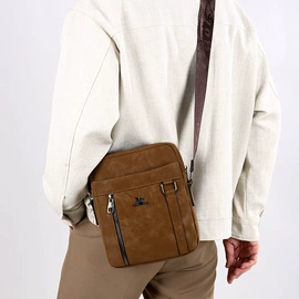 运动挎包;女士腰包;登山、徒步包