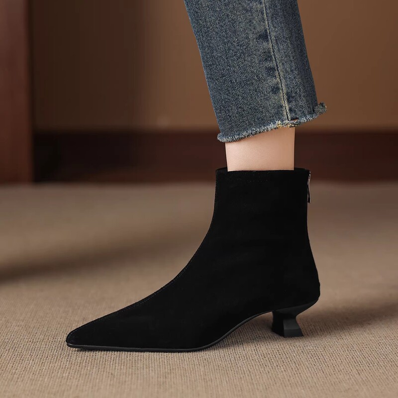 Autumn and Winter Suede Fashion Short Boots for Women, Thick Velvet Warm Kitten Heel Pointed Toe High Heels and Ankle Boots, Slim Boots