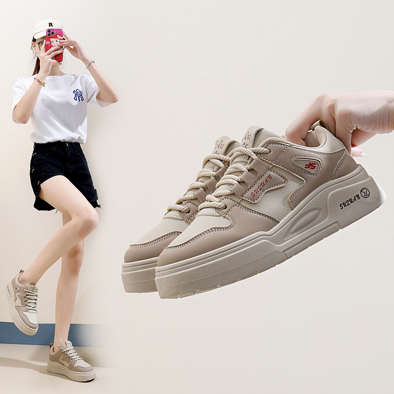 2024 automne blanc nouvelle version coréenne ins étudiante hauteur augmentant la tendance des chaussures de sport à semelles épaisses_voghion.com