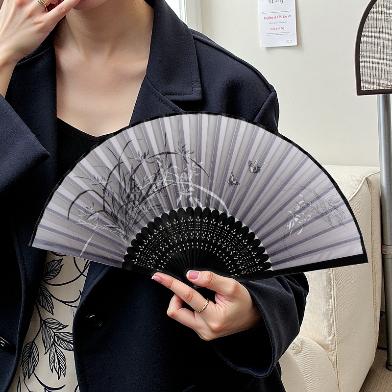 Ventilador plegable de verano, estilo chino, Hanfu, cheongsam, baile para niños, ventilador de estilo antiguo, ventilador de bambú plegable portátil