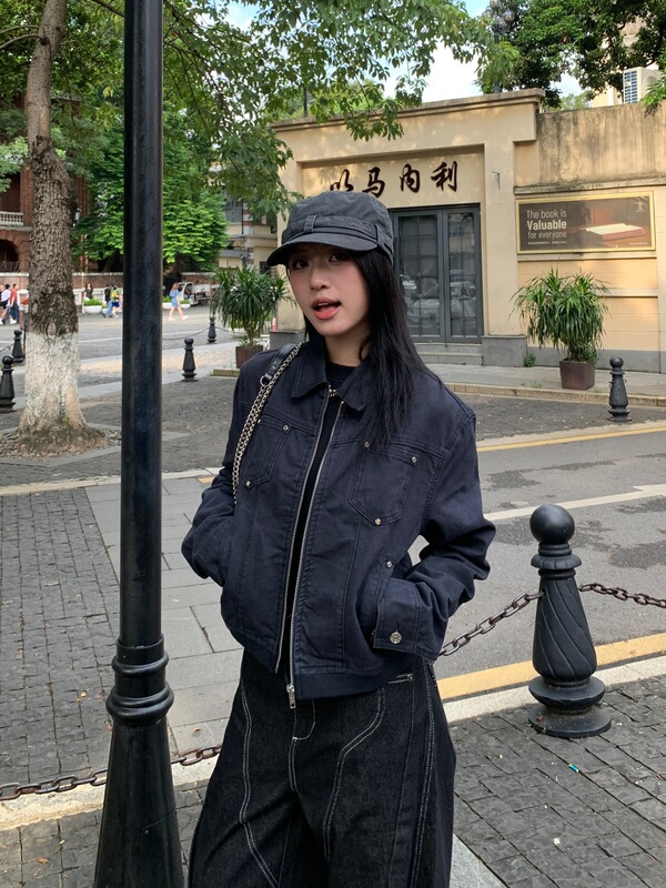 美式复古铆钉短款夹克高级质感翻领外套女秋季辣妹休闲百搭上衣潮|undefined