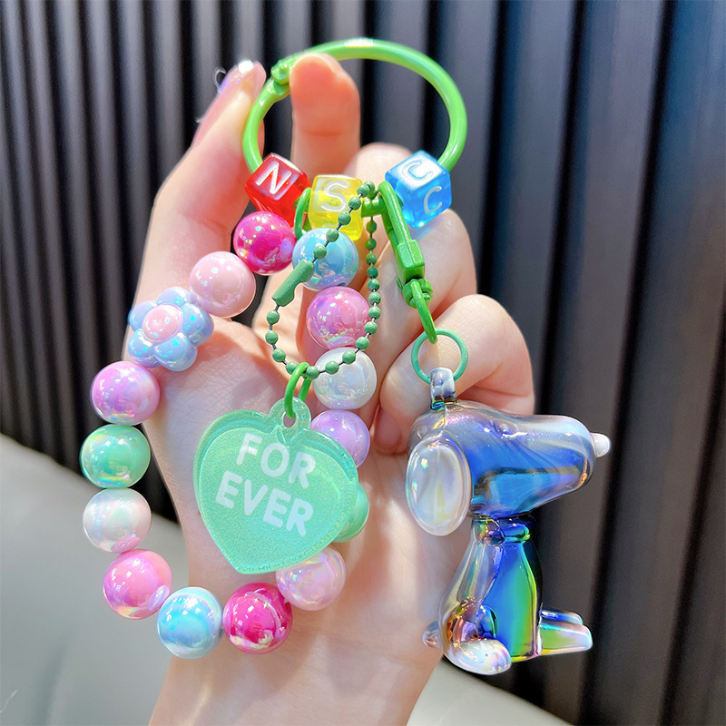 Cuentas de asiento osos colgantes de llaves de bolsos acrílicos exquisitos colgantes de llaves de automóvil colgantes pequeños regalos al por mayor