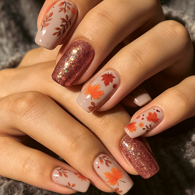 Medium-Sized Square Nails European and American Maple Leaf Fake Nail Set 24-Piece Detachable Cross-Border Nail Pieces Retro Wearable Nails Cross-Border Medium-Sized Square Nails European and American Maple Leaf Fake Nail Set 24-Piece Detachable Cross-Border Nail Pieces Retro Wearable Nails Cross-Border