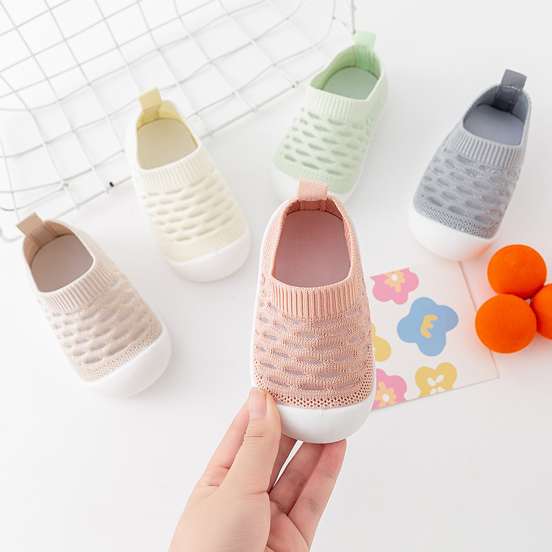 Baby toddler shoes soft bottom fly woven mesh breathable indoor and outdoor baby shoes summer non-slip anti-collision children's shoes wholesale