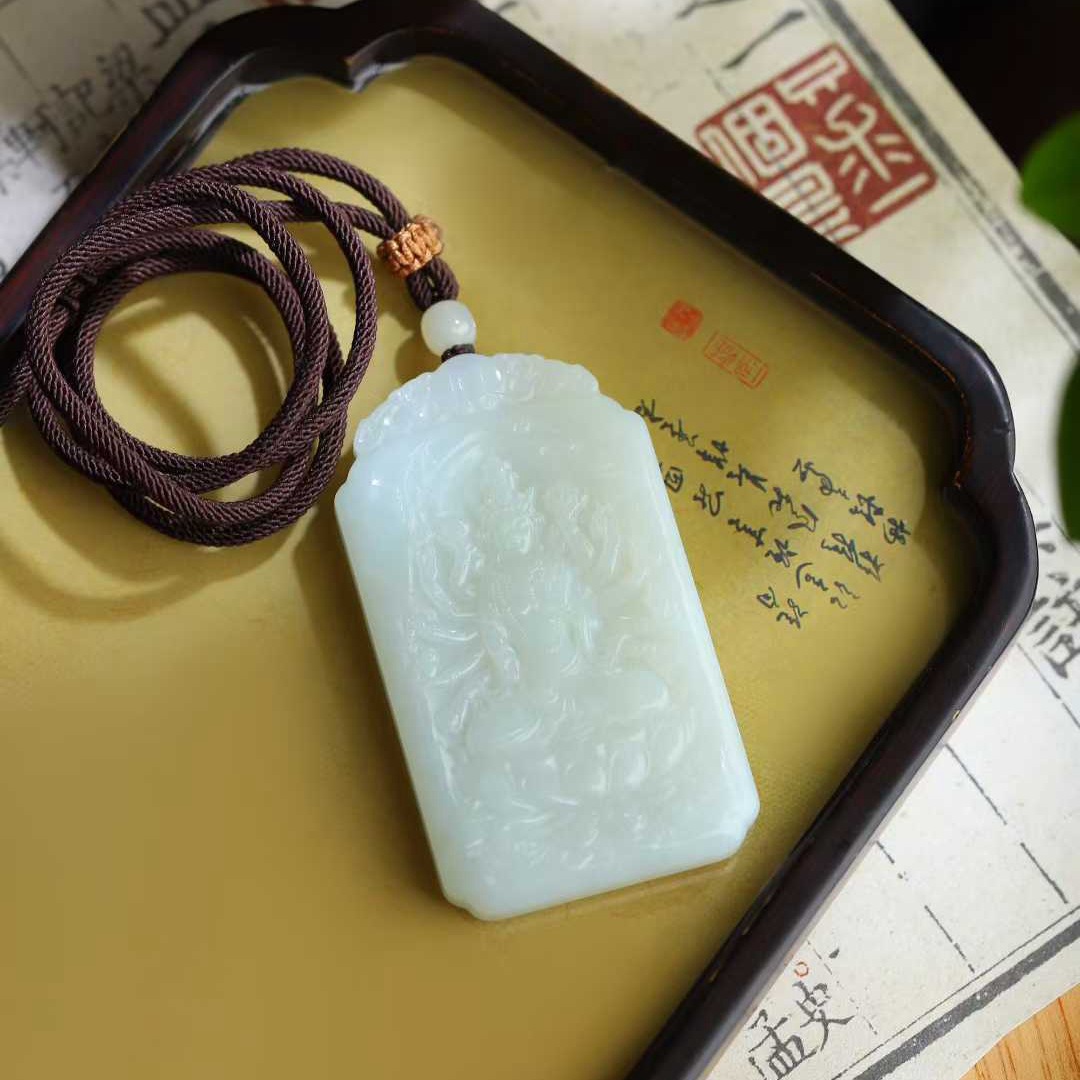 玉器工艺品天然新疆和田玉俄料羊脂级白玉千手观音玉牌挂件男款