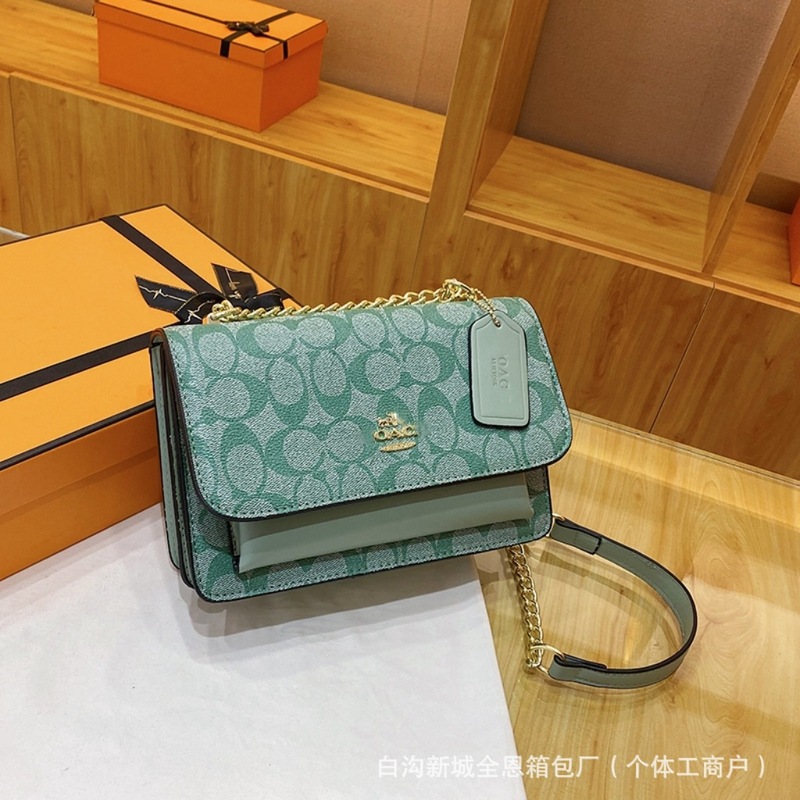 高品質のヨーロッパとアメリカの人気の女性用多用途チェーンバッグ、新しいファッション、シンプルなレトロなシングルショルダークロスボディバッグ|undefined