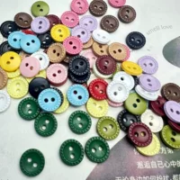 Двухглазые мультяшные точечные макаронные пуговицы для DIY, разноцветные круглые акриловые пуговицы для свитеров и трикотажа