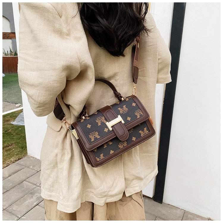 Borsa a tracolla piccola quadrata donna design classico niche_voghion.com