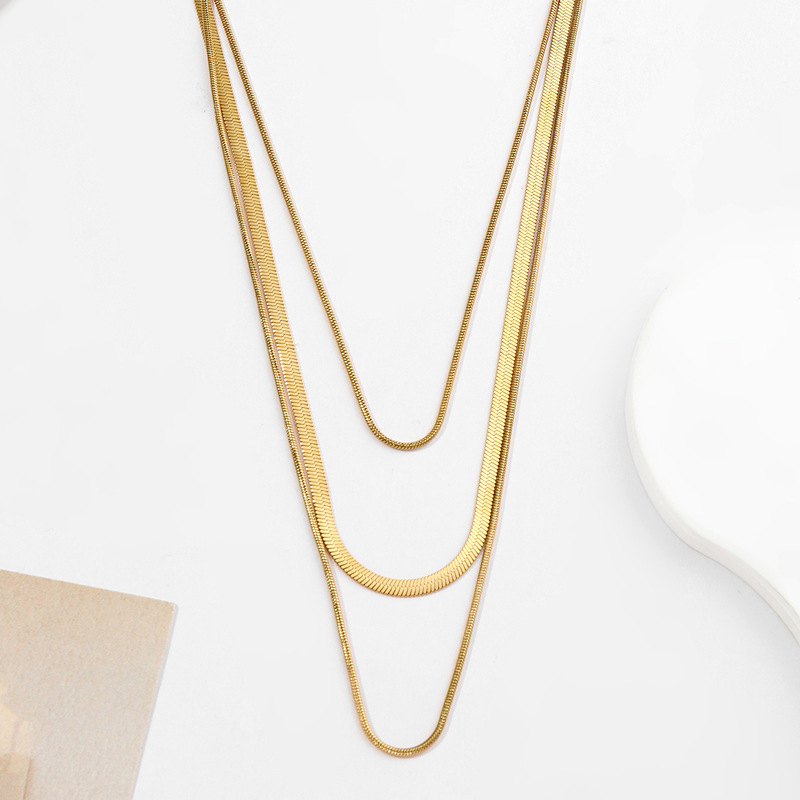 Multi-layered Titanium Snake Bone Chain Necklace Minimalist Style_voghion.com