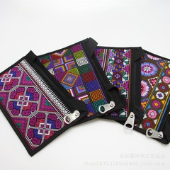 メーカーは雲南の民族風の刺繍を提供しています。
