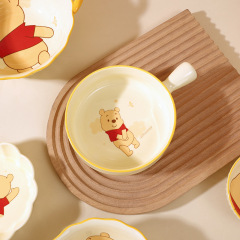 正規版ウィニグマの陶磁器の取っ手の碗の家庭用食器の漫画の茶碗のかわいい陶磁器の碗のサラダの碗のスープの碗