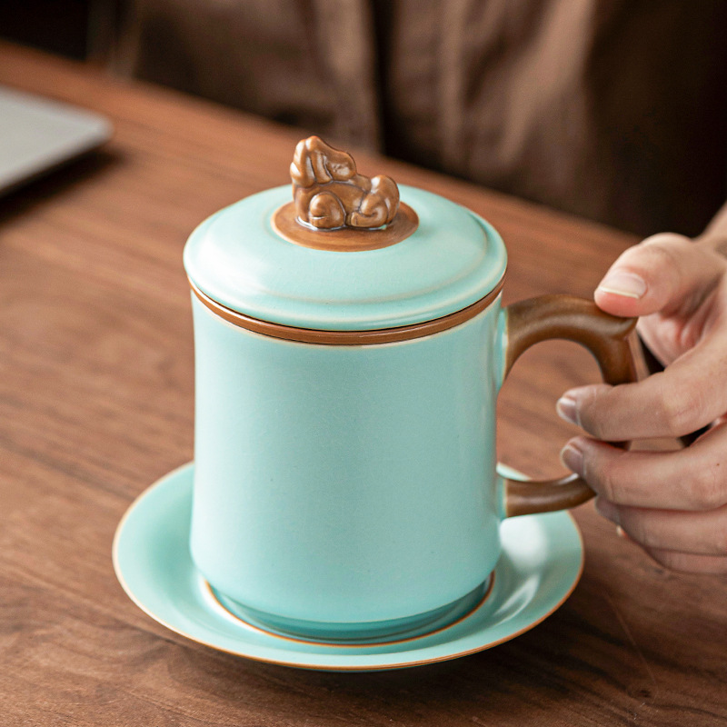 Ceramic tea cup for home use