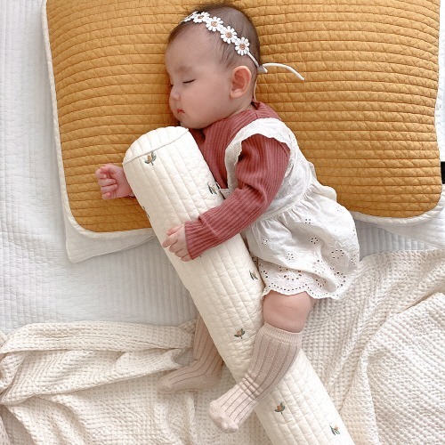 INS Pure Cotton Striped Newborn Soothing Pillow Baby Crib Kickstand Bedskirt Removable Children's Bed Barrier
